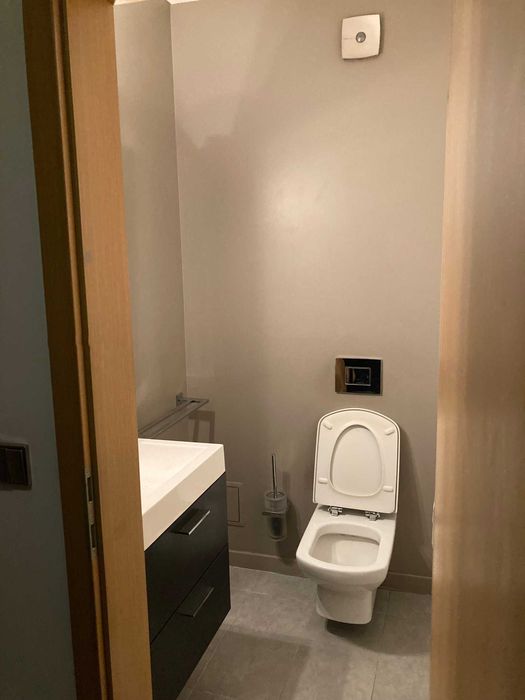 Дава се под наем Тристаен апартамент в София, Стрелбище - 95 кв.м за 580 € - Снимка #4