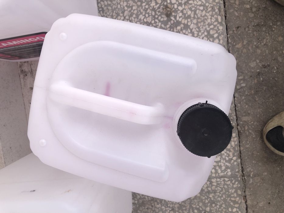 Продам конистры