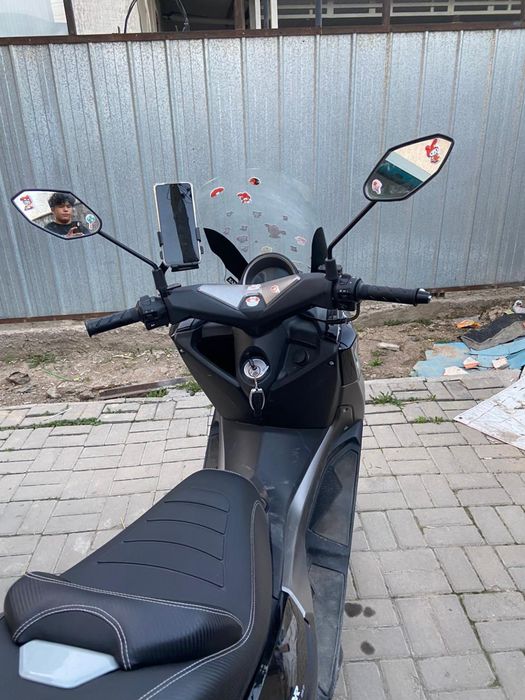 Продам мопед нмакс