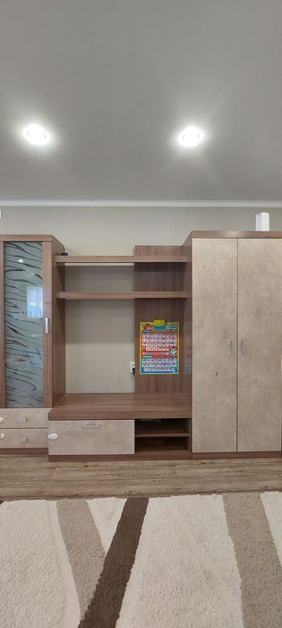 Продам стенку в зал