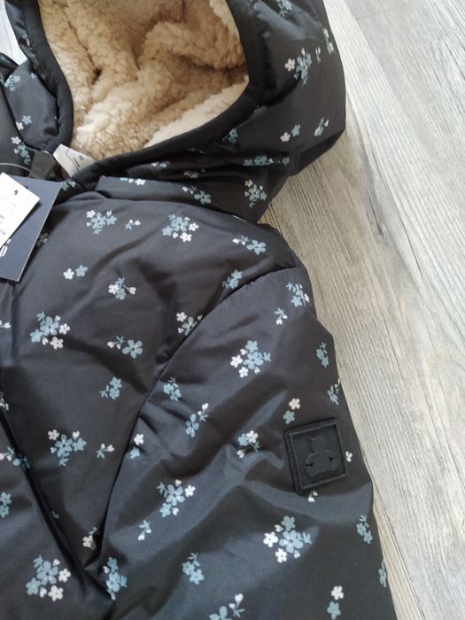 Ново зимно черно яке с пух двулицево бебе момиче Гап Gap 6-12м 62-74см