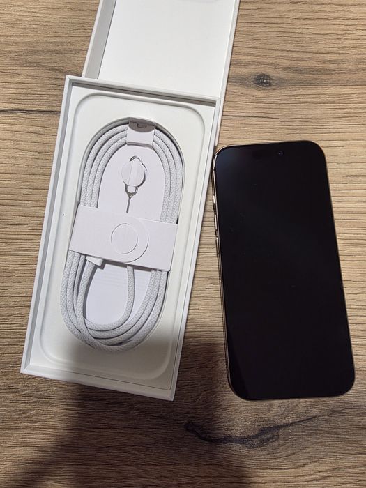 iPhone 16 Pro 128GB в Розово злато