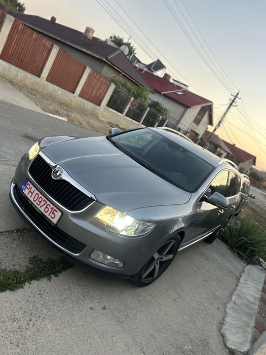 Vând Skoda Superb