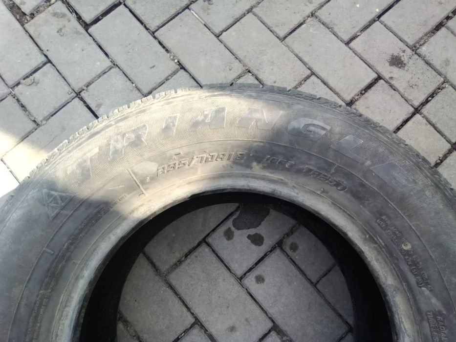 Продам шину б/у.