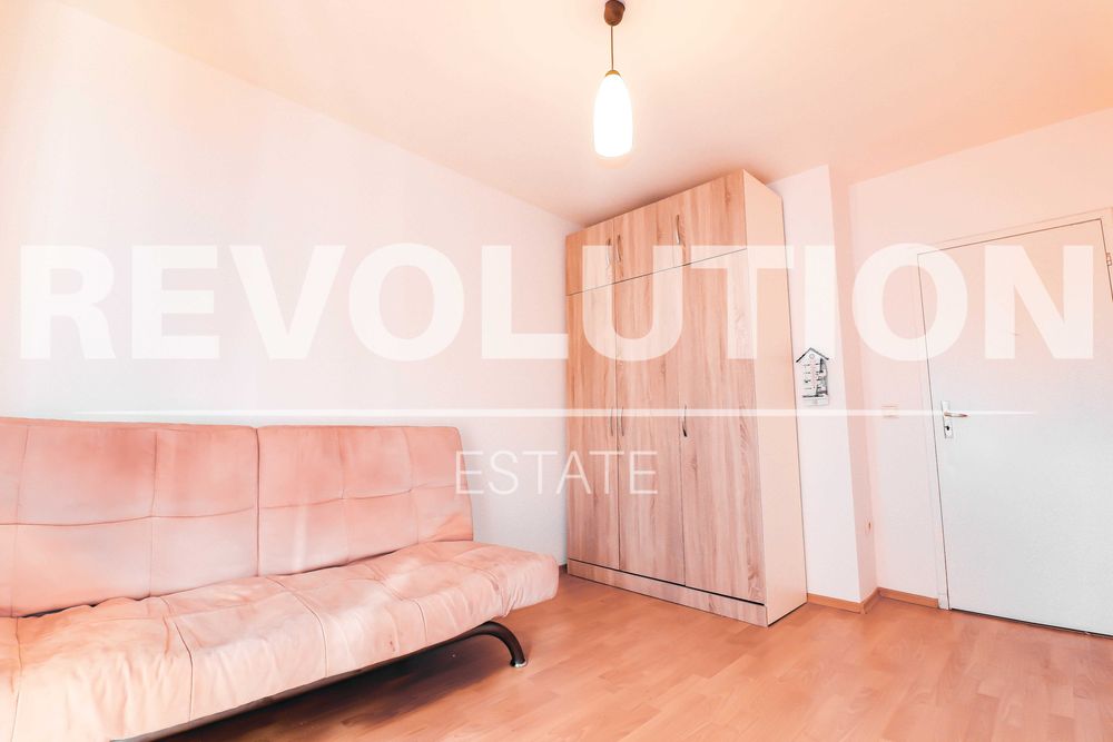 Дава се под наем Тристаен апартамент в Варна, Чайка - 135 кв.м за 625 € - Снимка #6