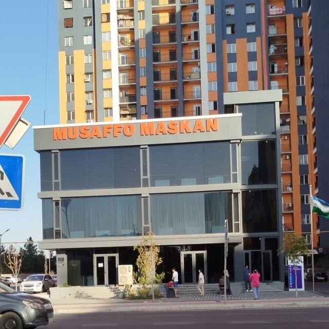Musaffo maskanda 3 xonali tayyor uy sotiladi