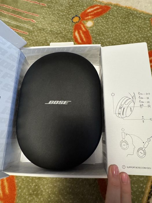 Casti BOSE QuietComfort QC Ultra