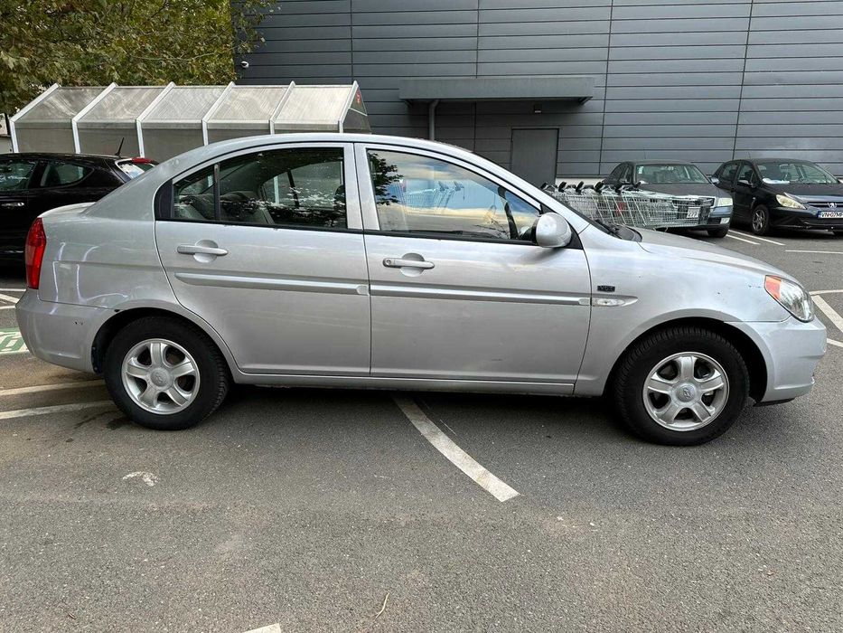 Hyundai Accent 3 1.5 CRDI VGT 104 000 mii km gri