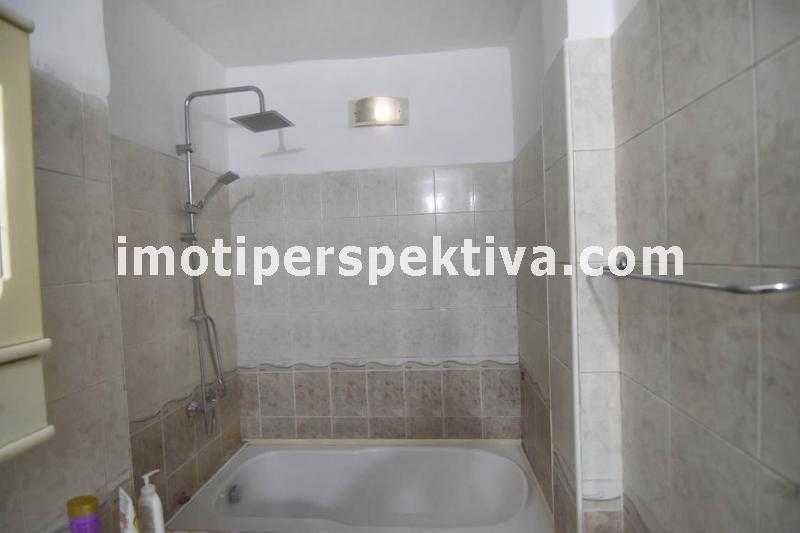 Продава се Тристаен апартамент в Пловдив, Тракия - 96 кв.м за 1250 €/кв.м - Снимка #13