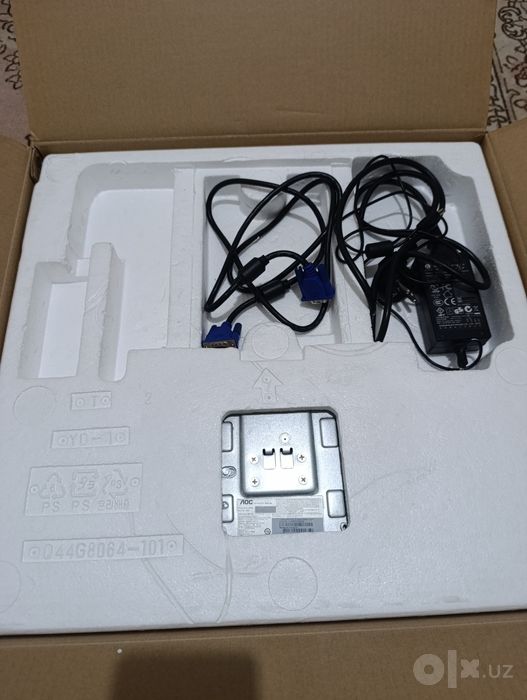 AOC monitor sotiladi