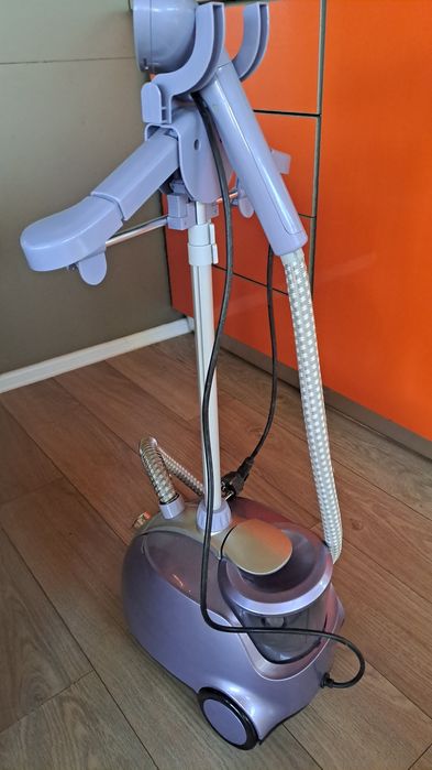 Aparat de calcat cu abur