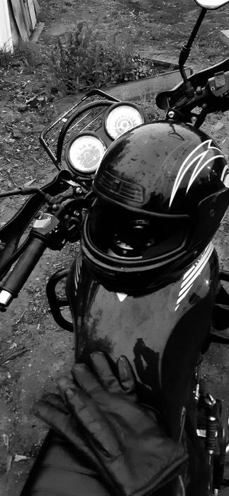 Продам мотоцикл suzuki 200куб постушка