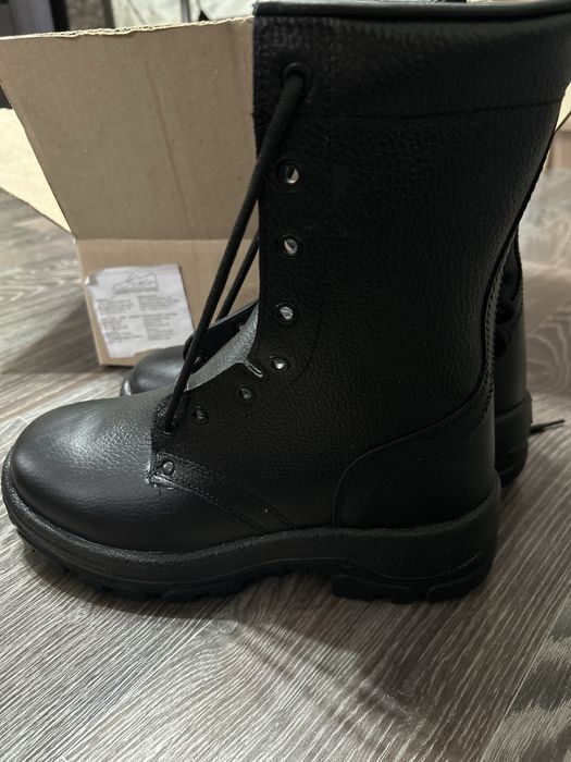 Продам берцы лето