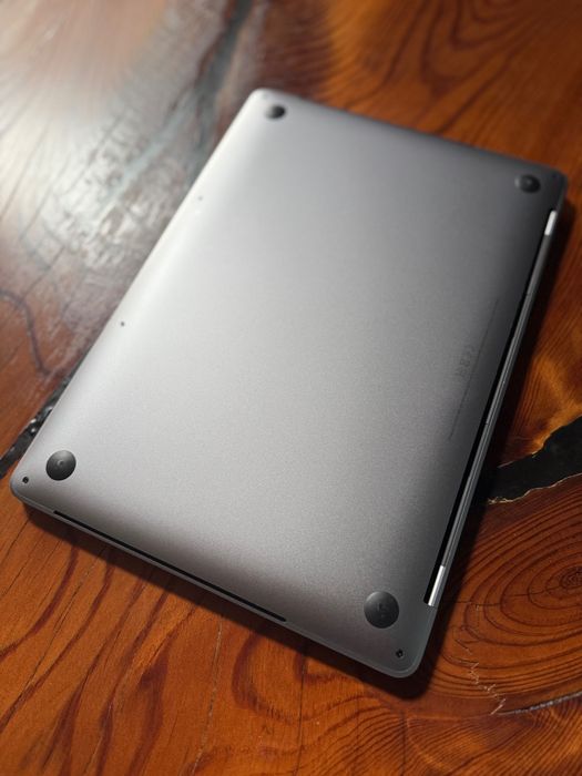 Macbook Pro, 13 inch, 2018, Space Gray, 2.3 Ghz, RAM 16GB, SSD 256GB