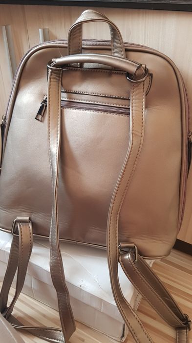 Дамска ежедневна раница