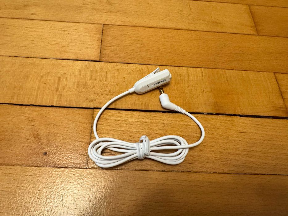 Bluetooth ресивър Nokia BH-214 + Handsfree адаптер Samsung с микрофон