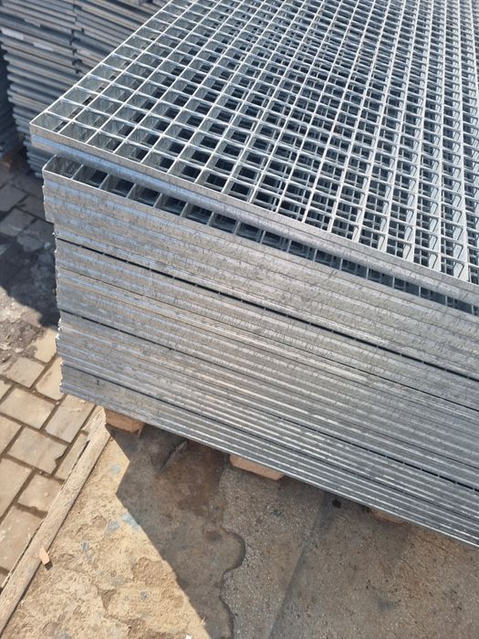Grilaje metalice galvanizate