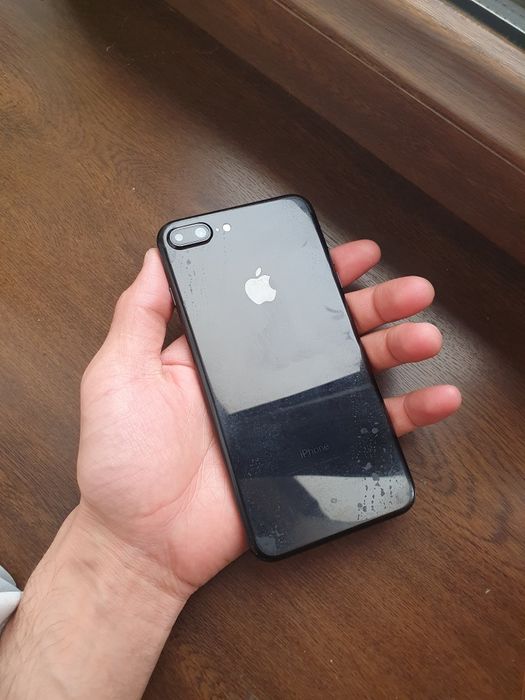 IPhone 7 Plus 128Gb продам