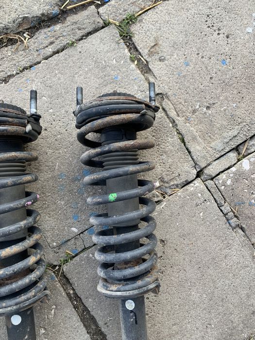 Предни амотисьори Alfa Romeo 147