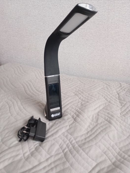 Настольная лампа