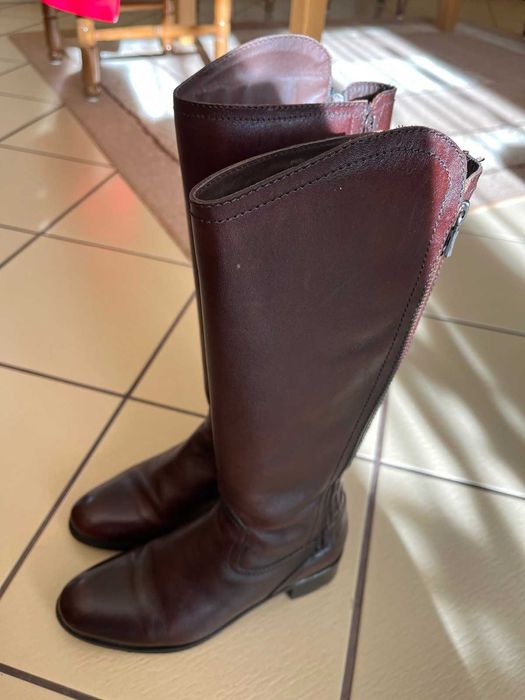 Дамски ботуши-ниски