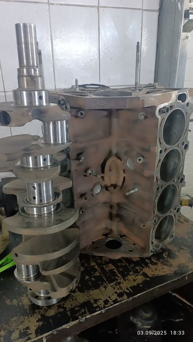 Двигатель 2UZ , LX470,LC100,GX470