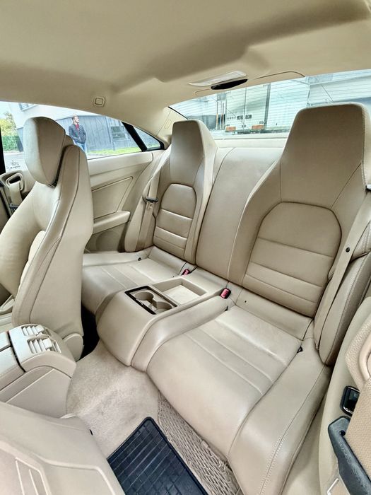 Mercedes E350d Coupe | 4 Matic | AMG Pack | 2011 - Euro 5 Automata