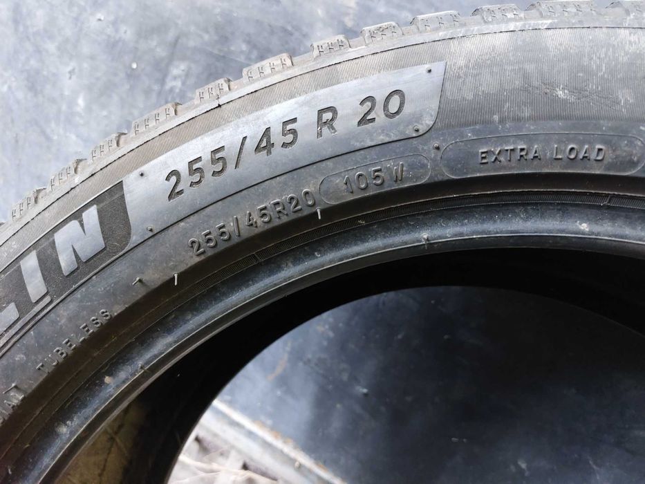 2бр всесезонни гуми Michelin 255 45 20 dot0822
