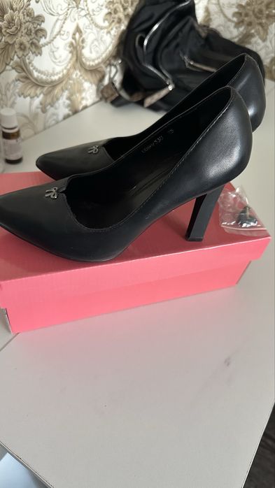 продам туфли новая