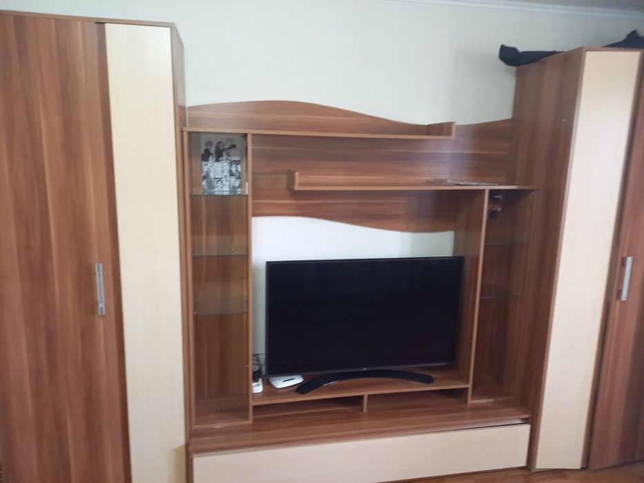 Продам шкаф для гостиной