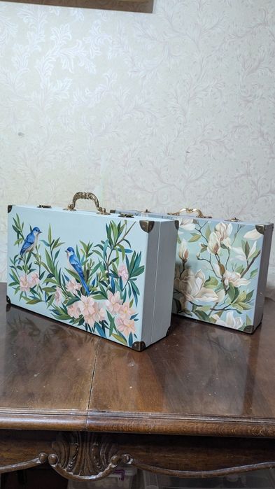 Чемоданчик с ручной росписью