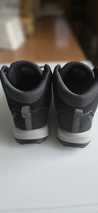 Обувки Adidas Terrex