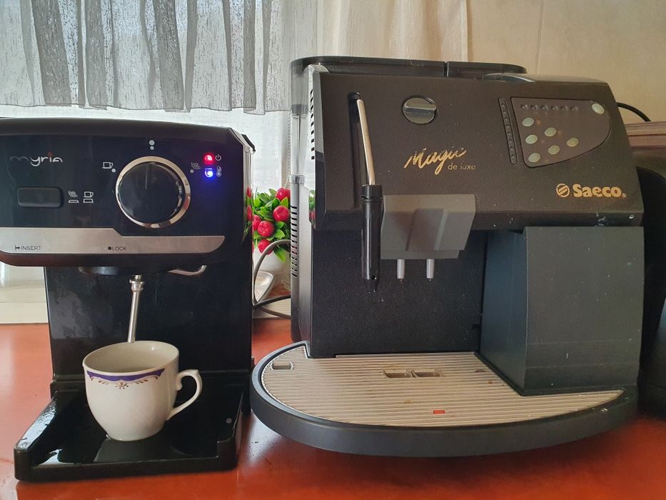 Aparat pentru preparat ceai si cafea