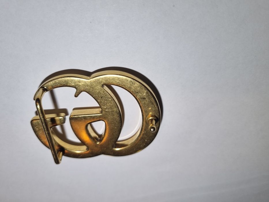 Catarama curea gucci