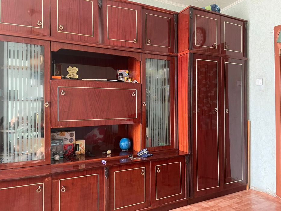 Продам стенку шкаф