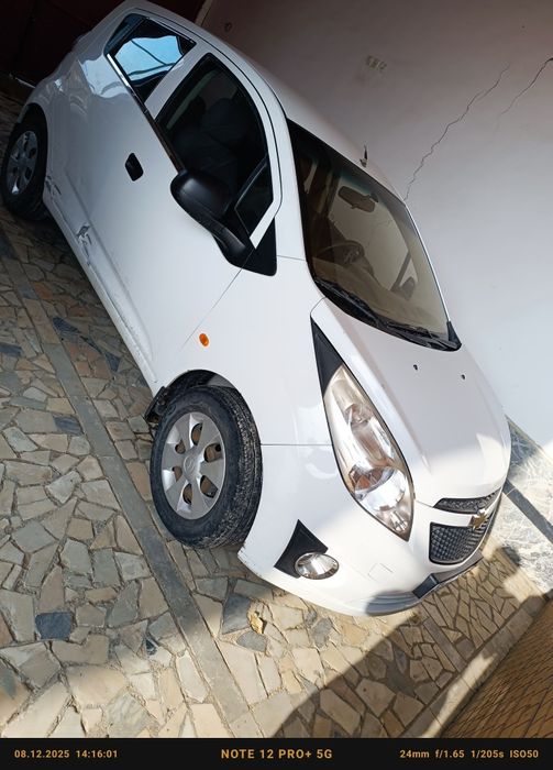 Спарк сотилади сирочни...