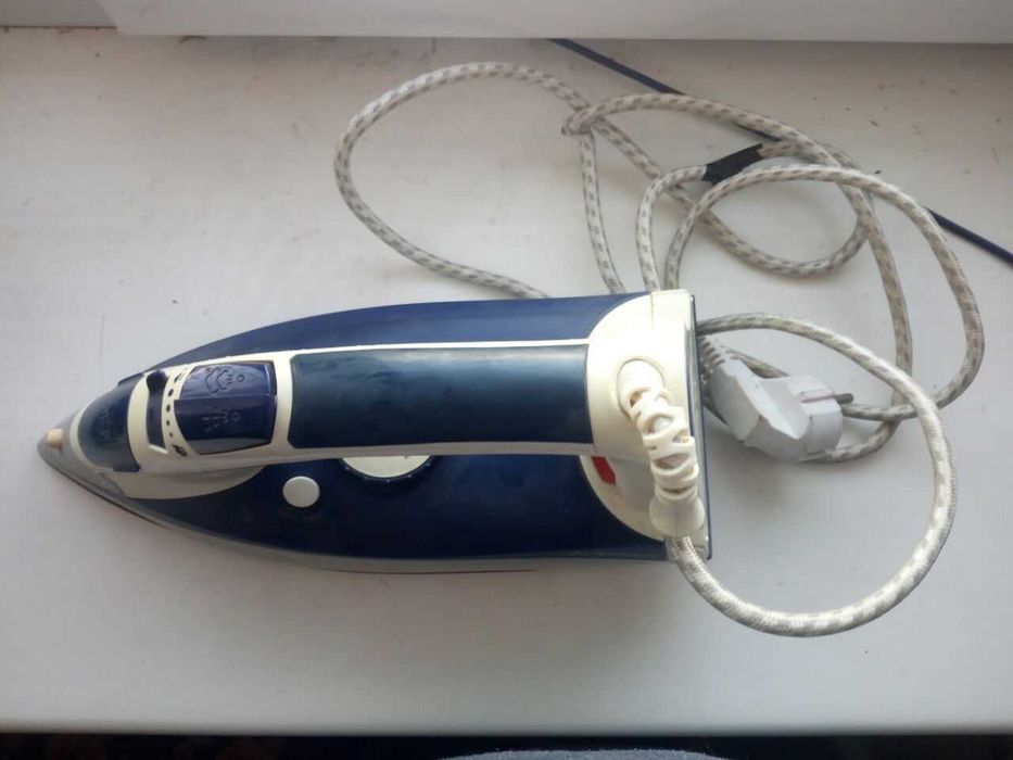 Продаются разные утюги