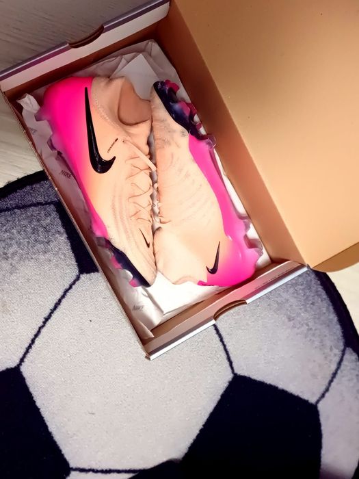 Ocazie! Ghete fotbal NIKE PHANTOM LUNA II ORIGINALE‼️ mărimea 39