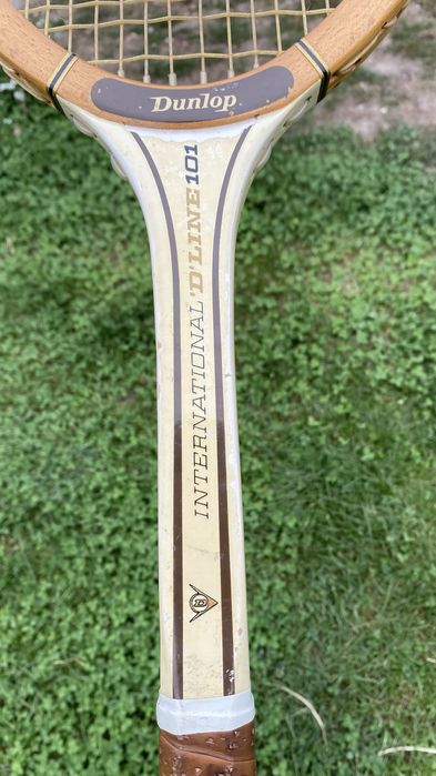 Racheta de colectie Dunlop International ‘D’ Line 101