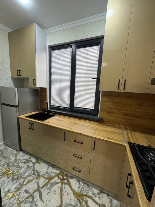 Продаётся Чиланзар 2 1в2 2этаж.Евро Упаковка.