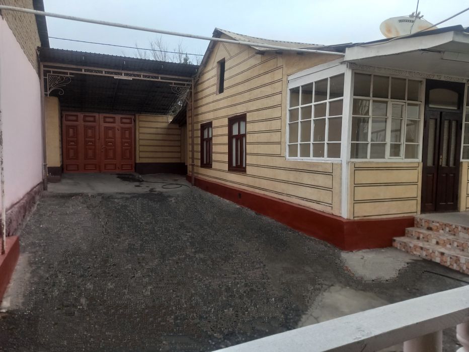 Ховли уй сотилади 9 сутих 7хона