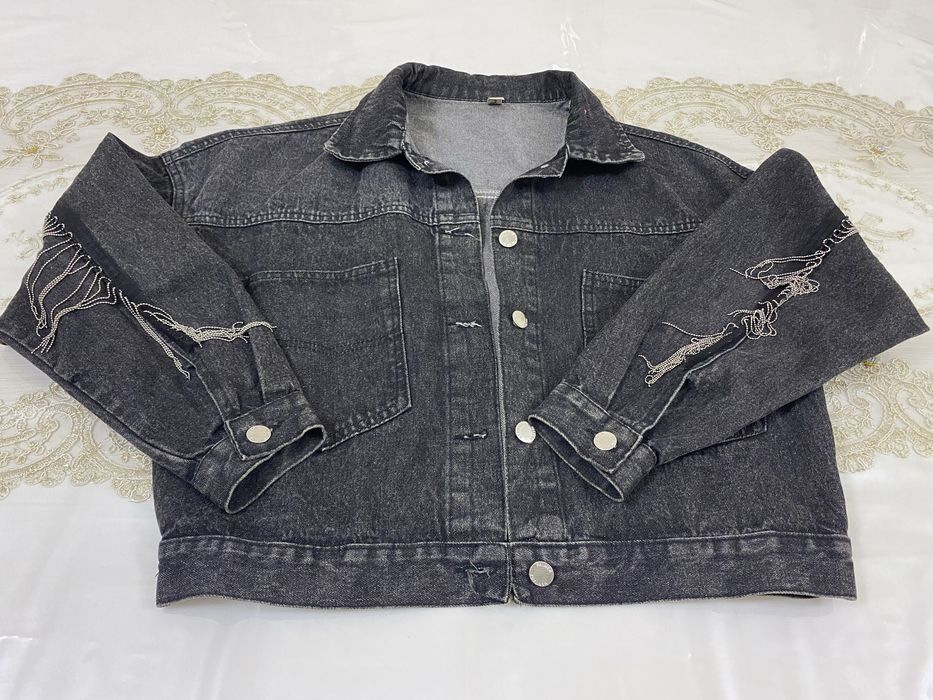 Jinsiviy kurtka holati zor