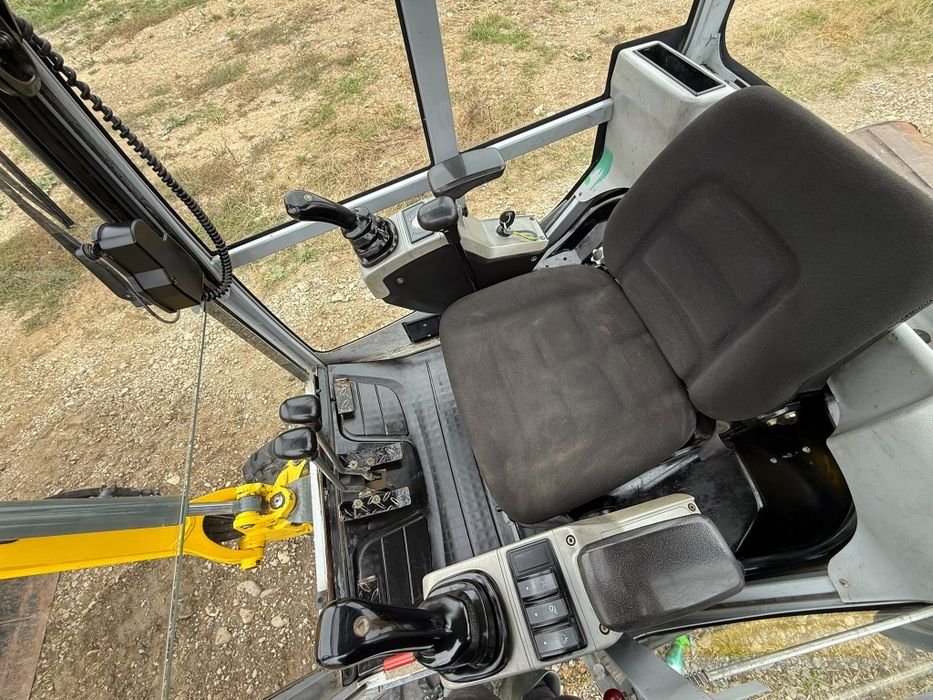 Miniexcavator Wacker Neuson AN 2017, Greutate 1.8 Tone