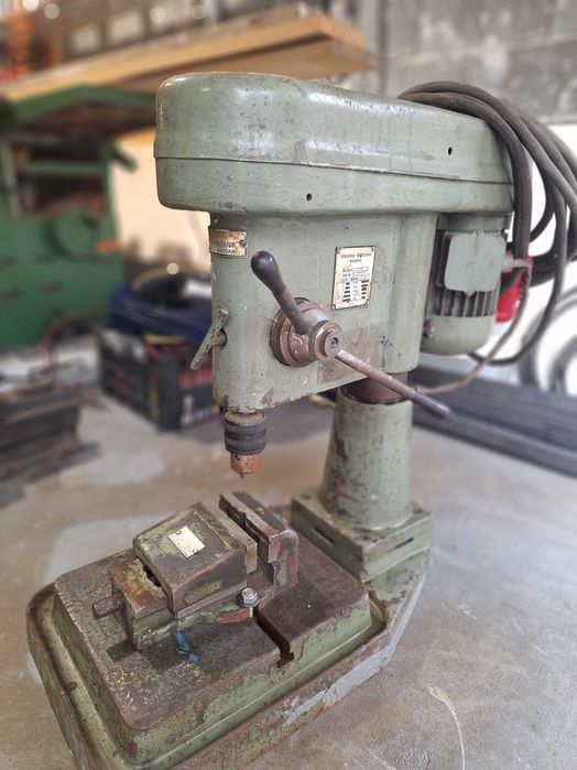 Бормашина           Б 12