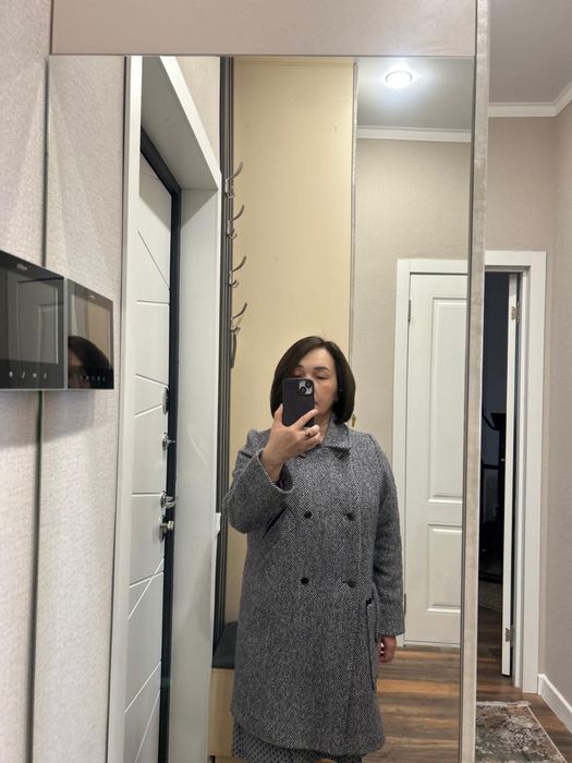 Продается  Пальто драповое