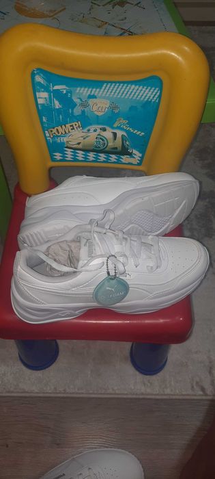 Маратонки PUMA чисто нови 42 номер