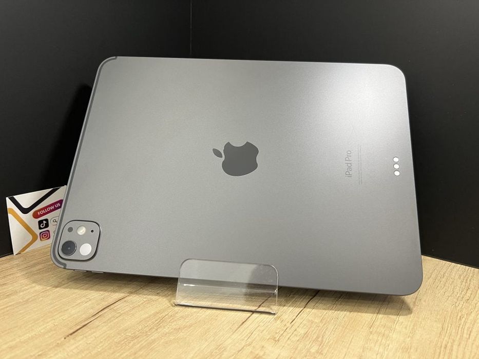 iPad Pro 11" M4 256Gb Space Black Second-Hand 2 ani garanție, Telefoan