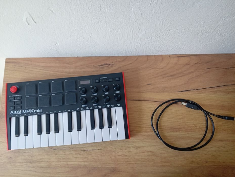 AKAI MPK mini MK 2