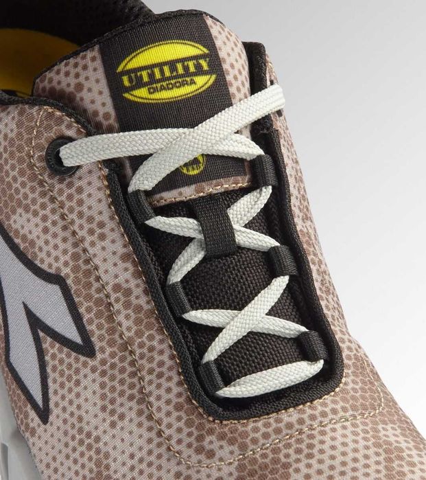 Bocanci de protecție Diadora, model Shark