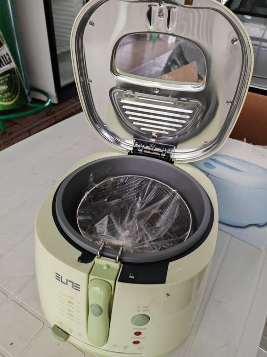 Фритюрник нов в кутия